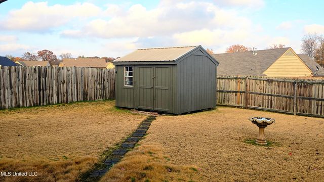 8274 Willow Drive, Southaven, MS 38671