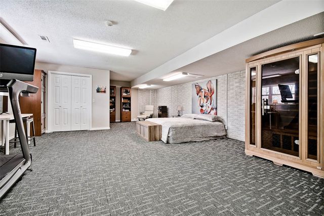 103 S John Lane, Rogers, AR 72756