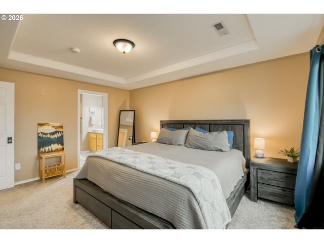 1775 Se LITTLEGEM St, Hillsboro, OR 97123