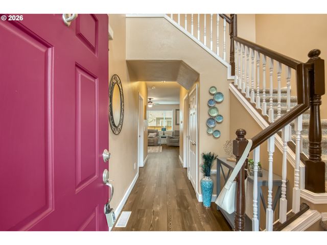 1775 Se LITTLEGEM St, Hillsboro, OR 97123