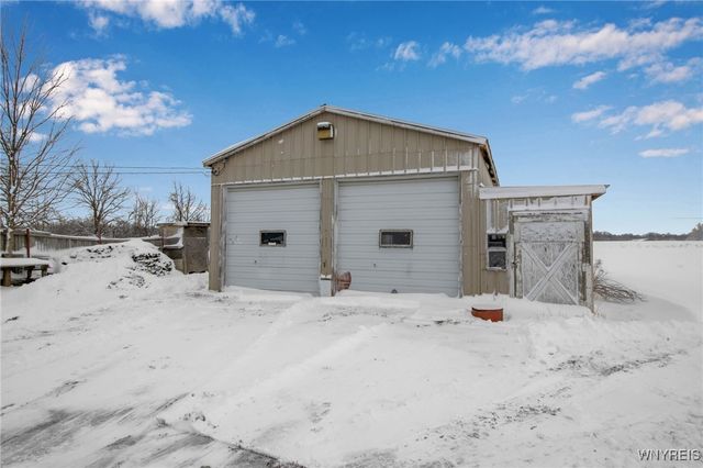 5358 Murphy Road, Lockport Town, NY 14094