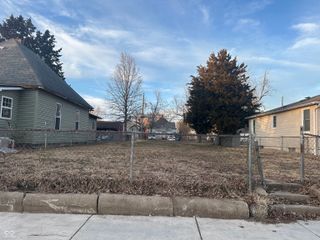 1530 7th Avenue, Terre Haute, IN 47807