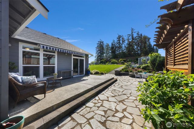 1348 Sunrise Estates Place, Camano Island, WA 98282