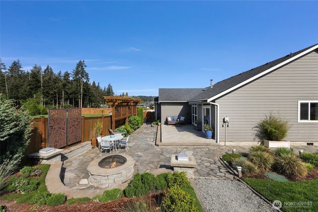 1348 Sunrise Estates Place, Camano Island, WA 98282