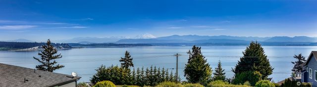 1348 Sunrise Estates Place, Camano Island, WA 98282