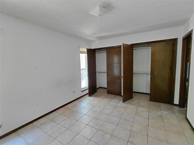 9105 Pebble Lane, Oklahoma City, OK 73132
