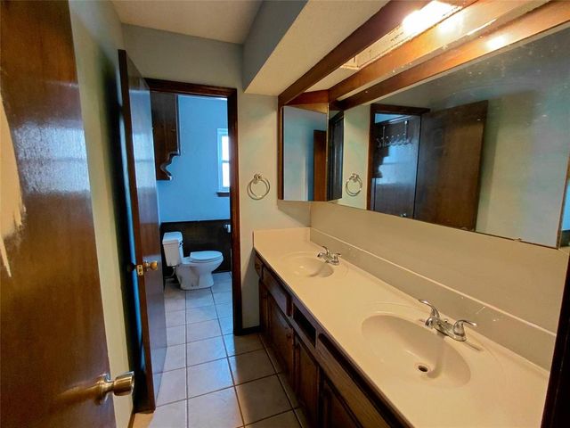 9105 Pebble Lane, Oklahoma City, OK 73132