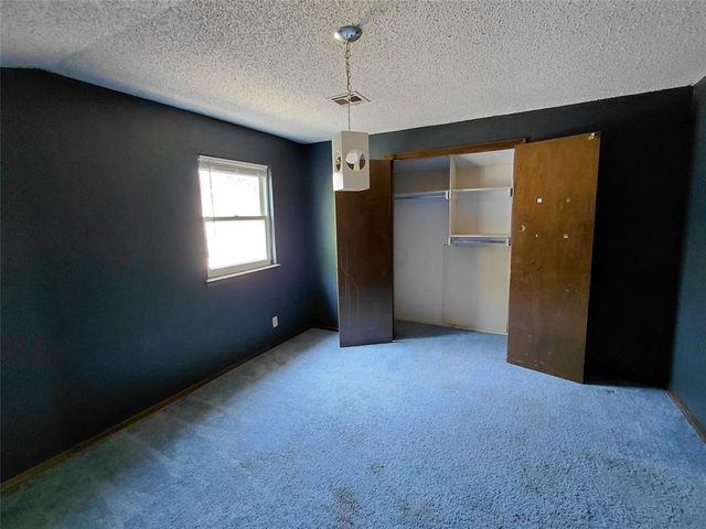 9105 Pebble Lane, Oklahoma City, OK 73132