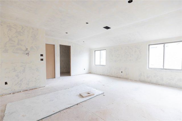 9209 NW 86th Street, Yukon, OK 73099