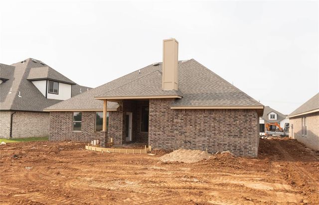 9209 NW 86th Street, Yukon, OK 73099