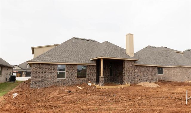 9209 NW 86th Street, Yukon, OK 73099