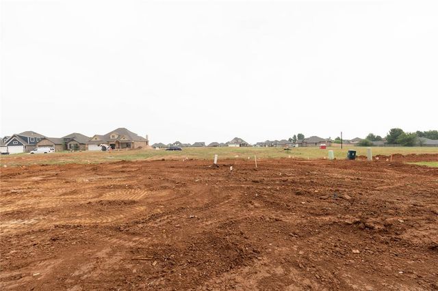 9209 NW 86th Street, Yukon, OK 73099