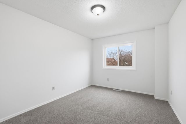 117 117th Avenue NW, Coon Rapids, MN 55448