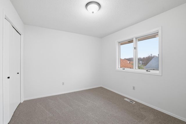 117 117th Avenue NW, Coon Rapids, MN 55448