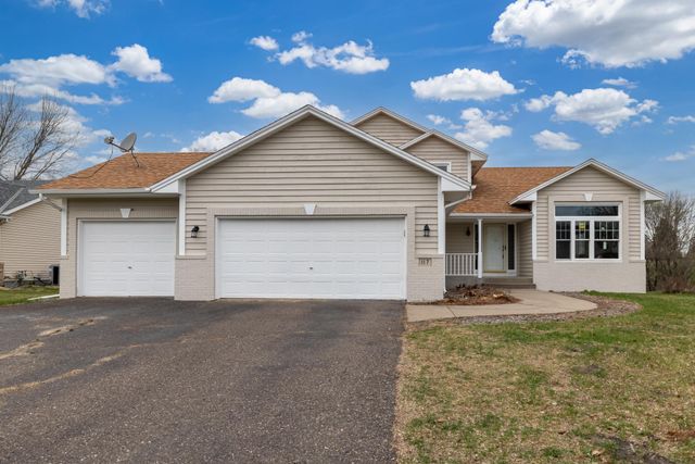 117 117th Avenue NW, Coon Rapids, MN 55448