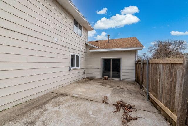 117 117th Avenue NW, Coon Rapids, MN 55448