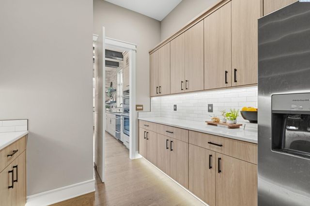 946 Heidel Ct, Richland, WA 99352