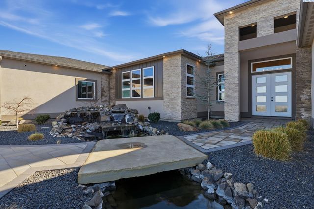 946 Heidel Ct, Richland, WA 99352