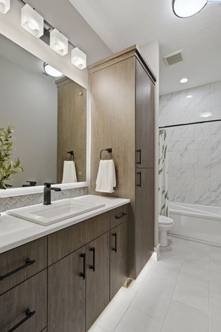 946 Heidel Ct, Richland, WA 99352