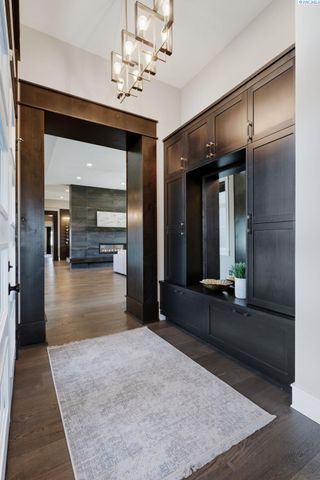 946 Heidel Ct, Richland, WA 99352