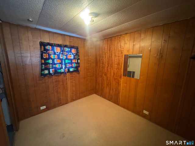 2 Montauk Road, East Hartford, CT 06118