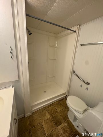 2 Montauk Road, East Hartford, CT 06118