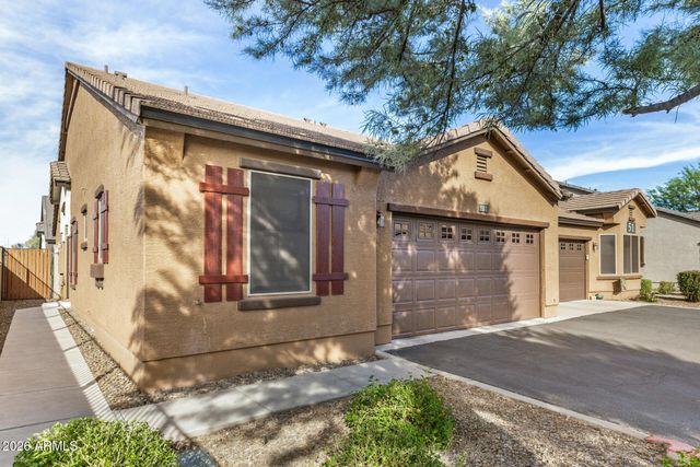 2725 E MINE CREEK Road 1101, Phoenix, AZ 85024