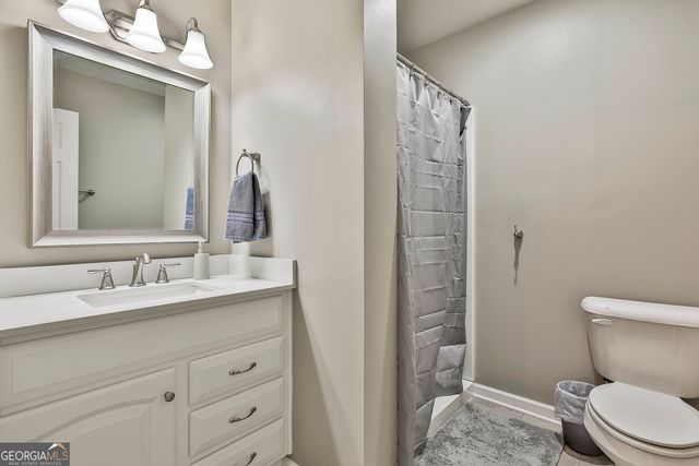 125 GLADYS Lane, Fayetteville, GA 30215