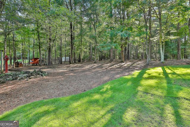 125 GLADYS Lane, Fayetteville, GA 30215