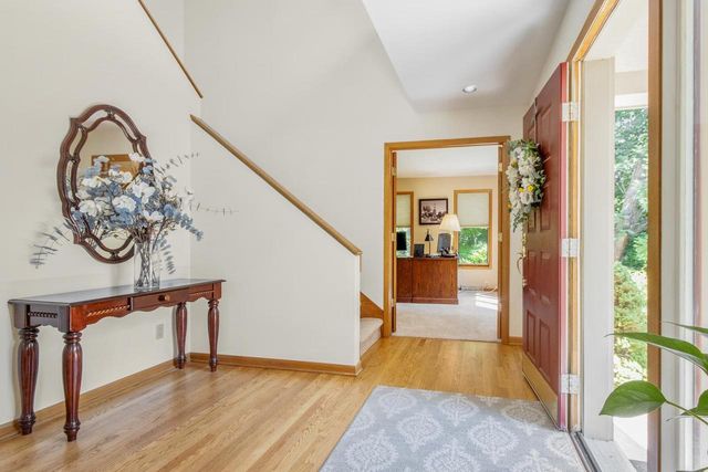 7126 New Washburn Way, Madison, WI 53719