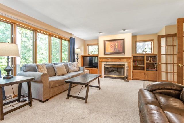 7126 New Washburn Way, Madison, WI 53719