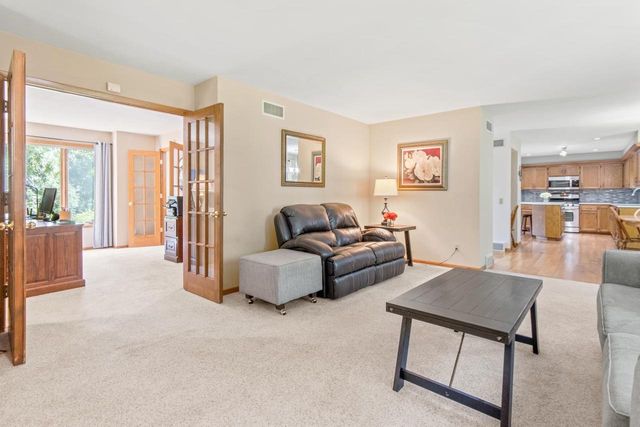 7126 New Washburn Way, Madison, WI 53719
