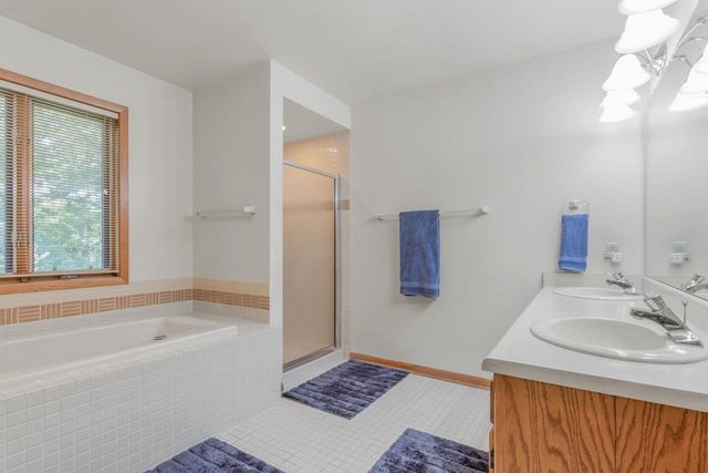7126 New Washburn Way, Madison, WI 53719