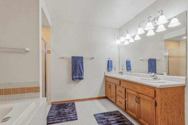 7126 New Washburn Way, Madison, WI 53719