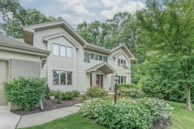 7126 New Washburn Way, Madison, WI 53719