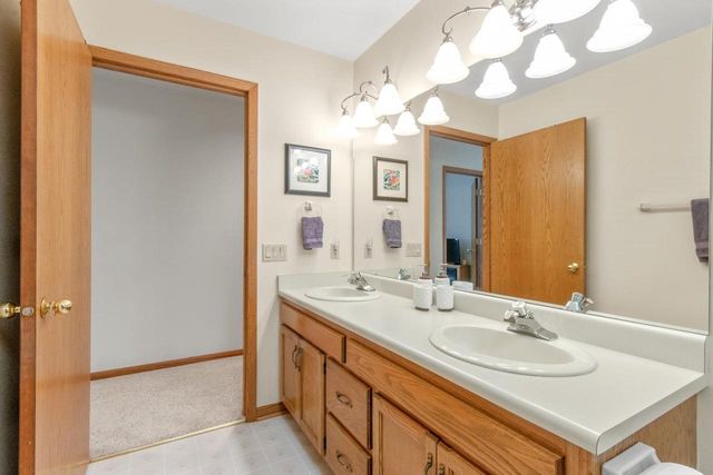 7126 New Washburn Way, Madison, WI 53719