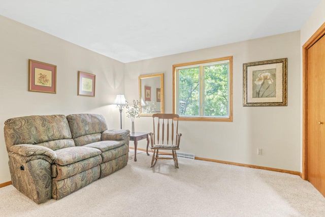 7126 New Washburn Way, Madison, WI 53719