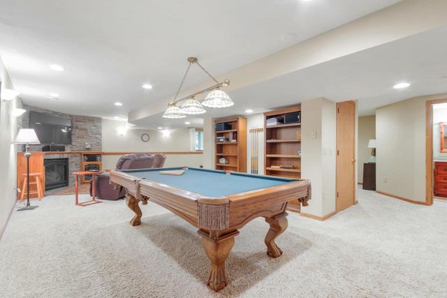 7126 New Washburn Way, Madison, WI 53719
