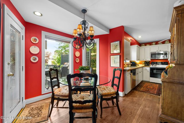 123 Gibson Rd, Louisville, KY 40207