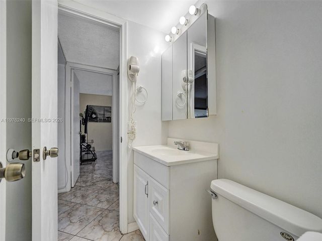 201 178th Dr 439, Sunny Isles Beach, FL 33160