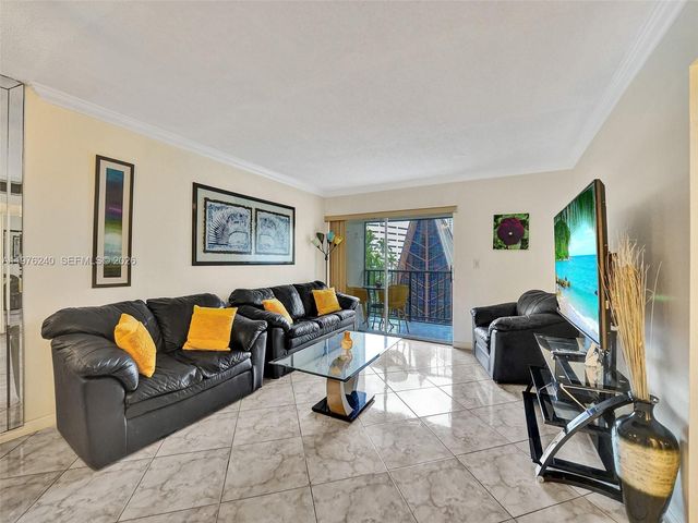 201 178th Dr 439, Sunny Isles Beach, FL 33160