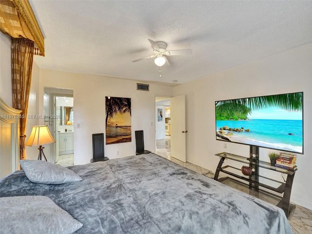 201 178th Dr 439, Sunny Isles Beach, FL 33160