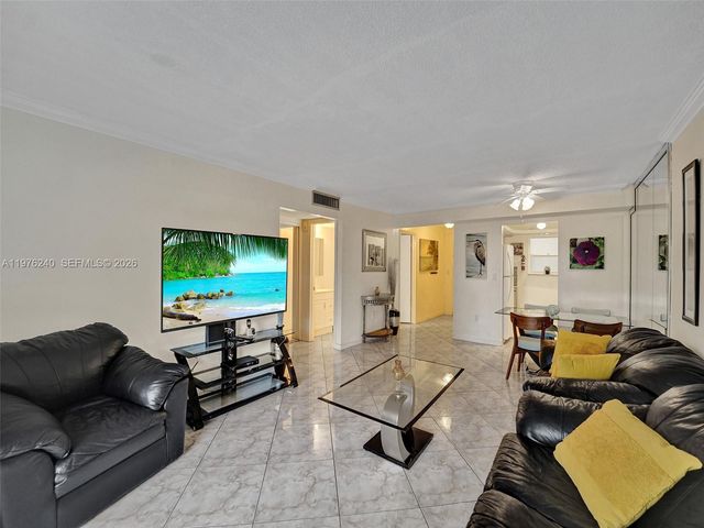 201 178th Dr 439, Sunny Isles Beach, FL 33160