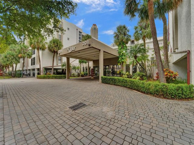 201 178th Dr 439, Sunny Isles Beach, FL 33160