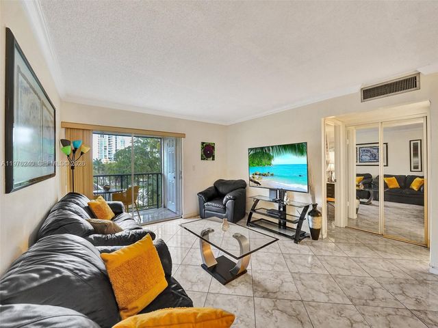 201 178th Dr 439, Sunny Isles Beach, FL 33160