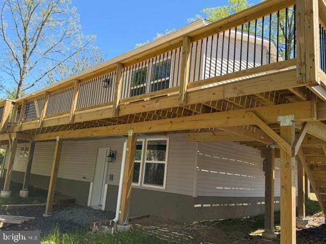 224 KENSINGTON DR, Lehman, PA 18324