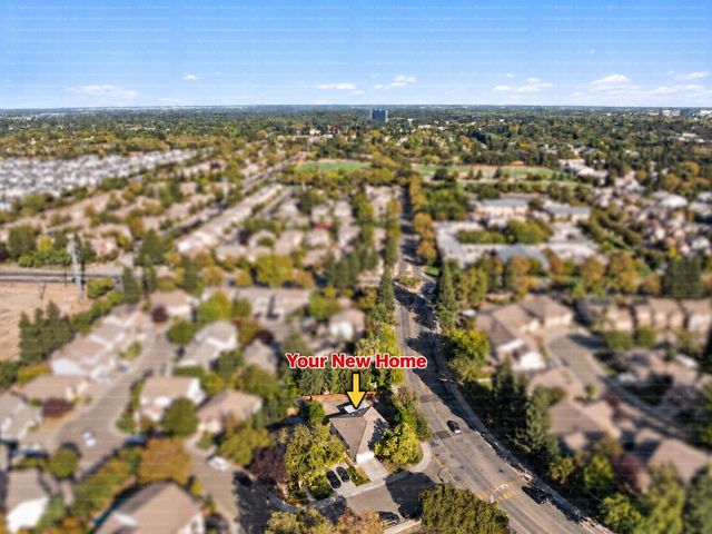 3111 Two Rivers Dr, Sacramento, CA 95833