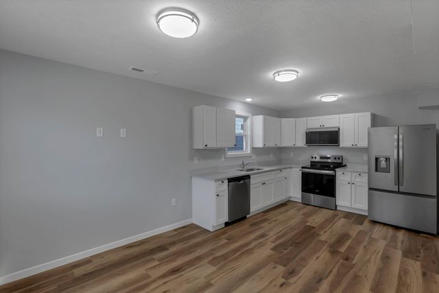70 S S Wayne Avenue, Columbus, OH 43204