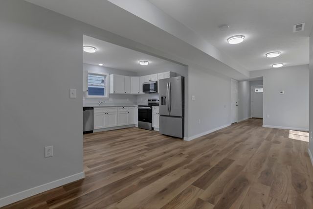 70 S S Wayne Avenue, Columbus, OH 43204