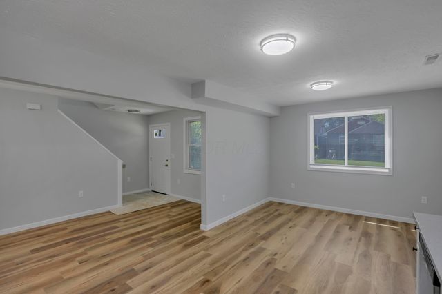 70 S S Wayne Avenue, Columbus, OH 43204